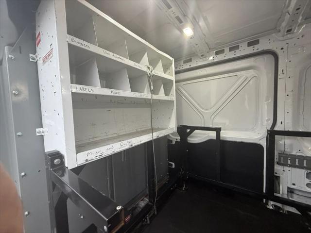 2018 Ford Transit Medium Roof w/Dual Sliding Side Doors w/LWB