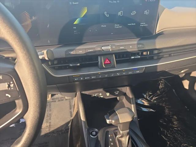 2025 Kia K4 LXS