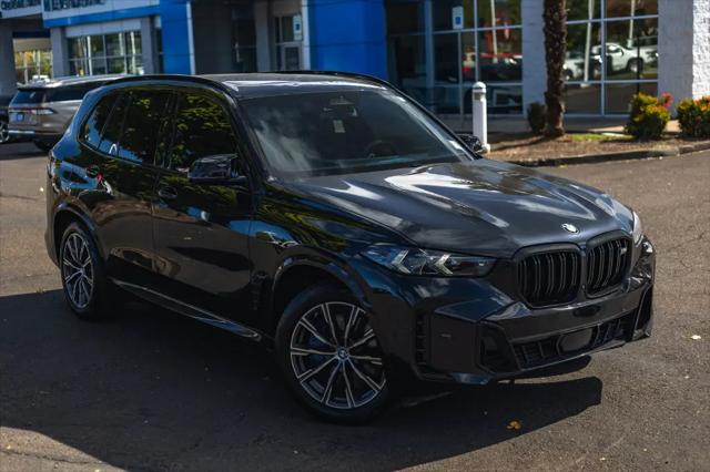 2025 BMW X5 M60i
