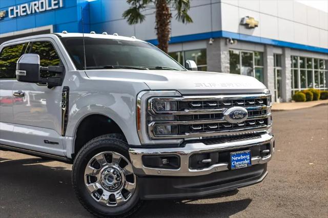 2023 Ford F-350 LARIAT