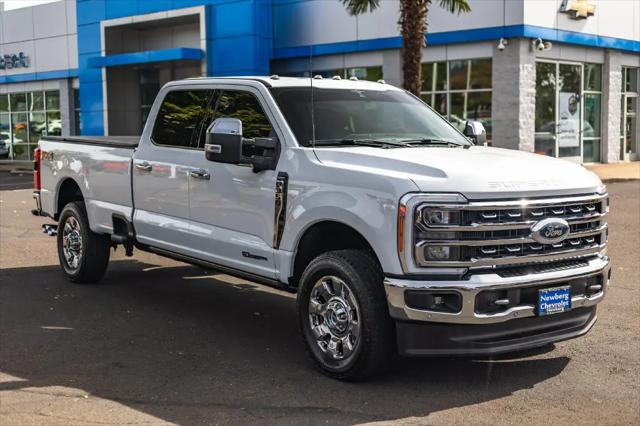 2023 Ford F-350 LARIAT