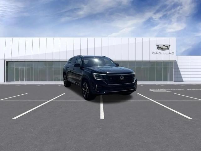 2024 Volkswagen Atlas Cross Sport 2.0T SEL Premium R-Line for sale in Fishers, IN