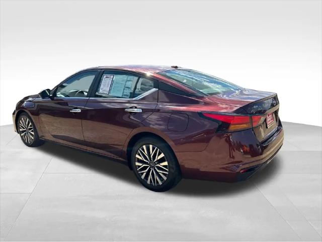 2023 Nissan Altima SV FWD