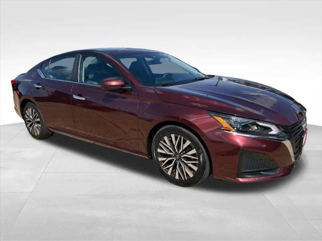 2023 Nissan Altima SV FWD