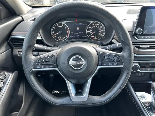 2023 Nissan Altima SV FWD