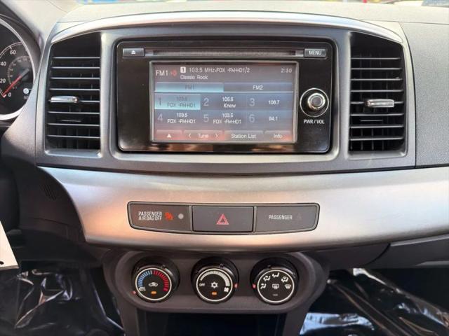 2015 Mitsubishi Lancer SE