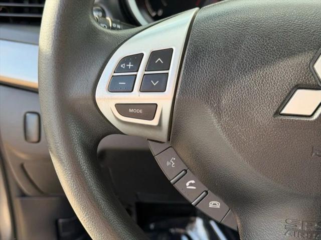 2015 Mitsubishi Lancer SE