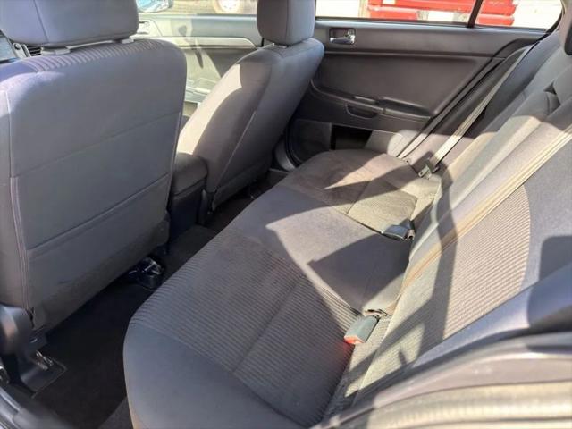 2015 Mitsubishi Lancer SE