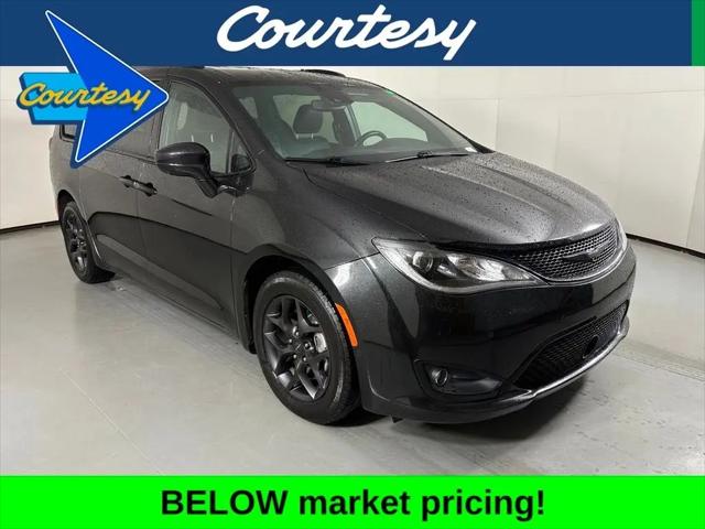 2020 Chrysler Pacifica Touring L Plus for sale in Mesa, AZ