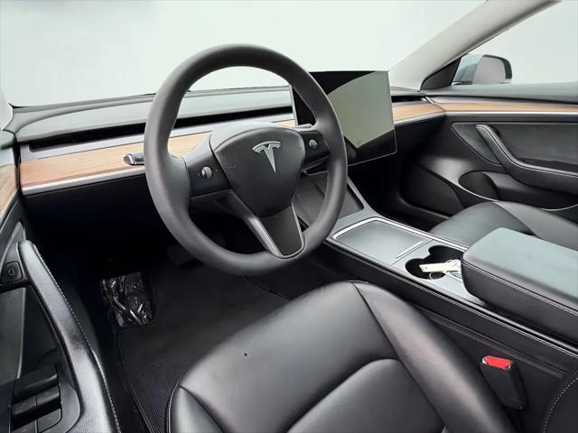 2021 Tesla Model 3 Standard Range Plus Rear-Wheel Drive