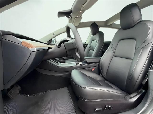 2021 Tesla Model 3 Standard Range Plus Rear-Wheel Drive