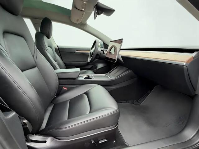 2021 Tesla Model 3 Standard Range Plus Rear-Wheel Drive