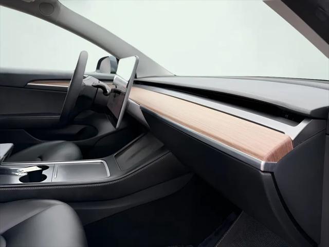 2021 Tesla Model 3 Standard Range Plus Rear-Wheel Drive