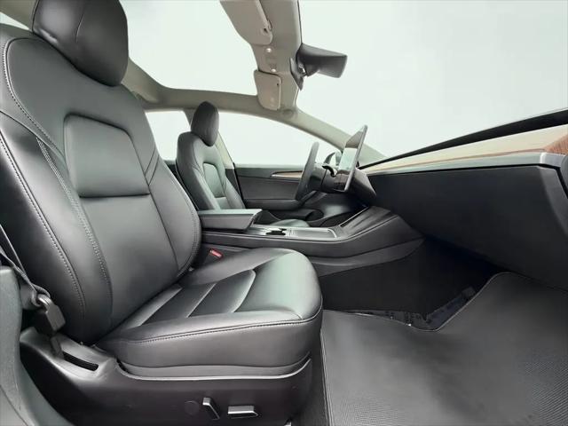 2021 Tesla Model 3 Standard Range Plus Rear-Wheel Drive