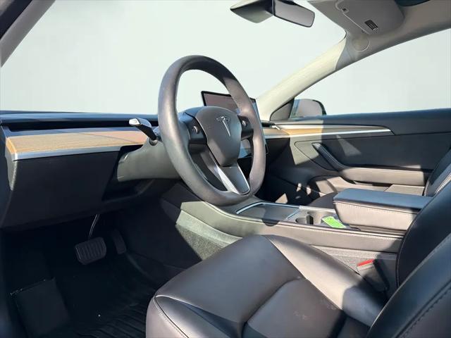 2021 Tesla Model 3 Standard Range Plus Rear-Wheel Drive