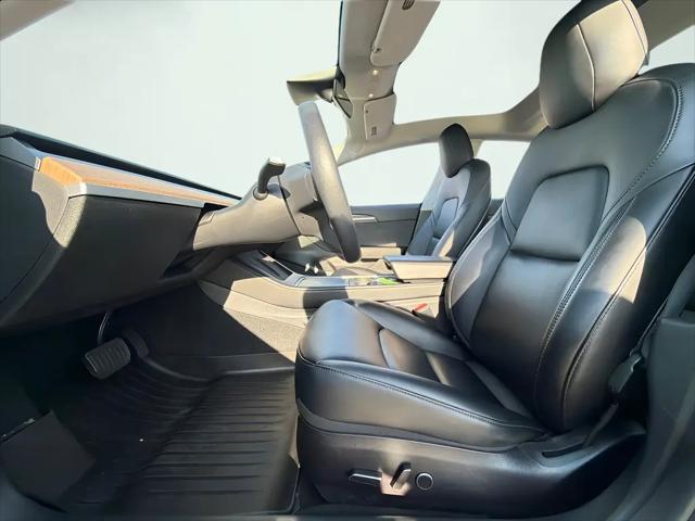 2021 Tesla Model 3 Standard Range Plus Rear-Wheel Drive