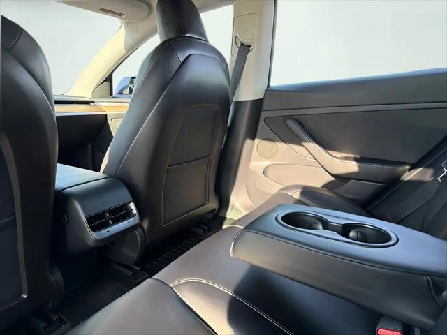2021 Tesla Model 3 Standard Range Plus Rear-Wheel Drive