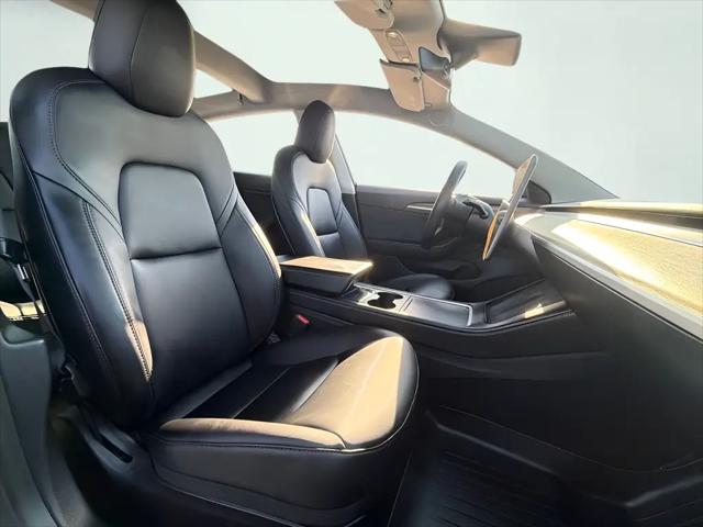 2021 Tesla Model 3 Standard Range Plus Rear-Wheel Drive