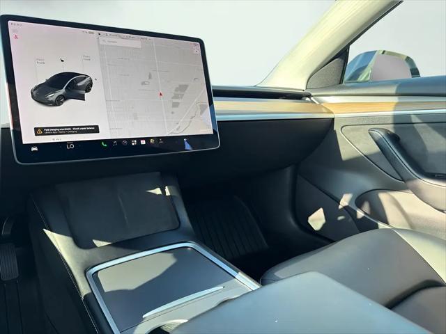 2021 Tesla Model 3 Standard Range Plus Rear-Wheel Drive