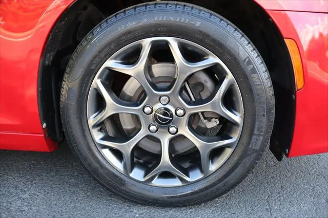 2018 Chrysler 300 300S AWD