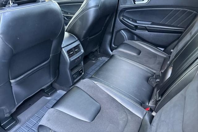 2022 Ford Edge ST