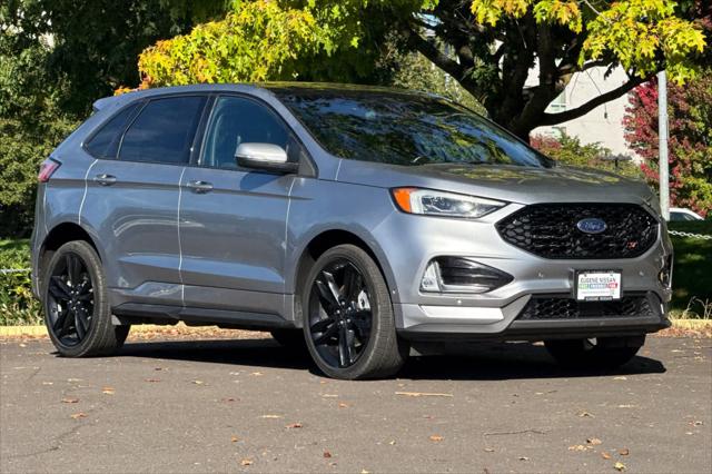 2022 Ford Edge ST