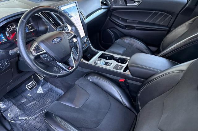2022 Ford Edge ST
