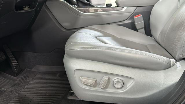 Certified Used 2020 MAGNETIC GRAY MET. Toyota  image 14