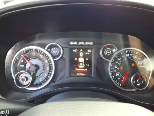2019 Ram 1500 Big Horn/Lone Star Crew Cab 4x4 57 Box