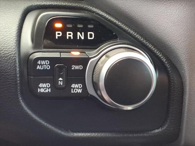 2019 Ram 1500 Big Horn/Lone Star Crew Cab 4x4 57 Box