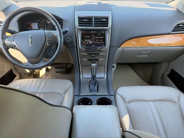 2013 Lincoln MKX Base