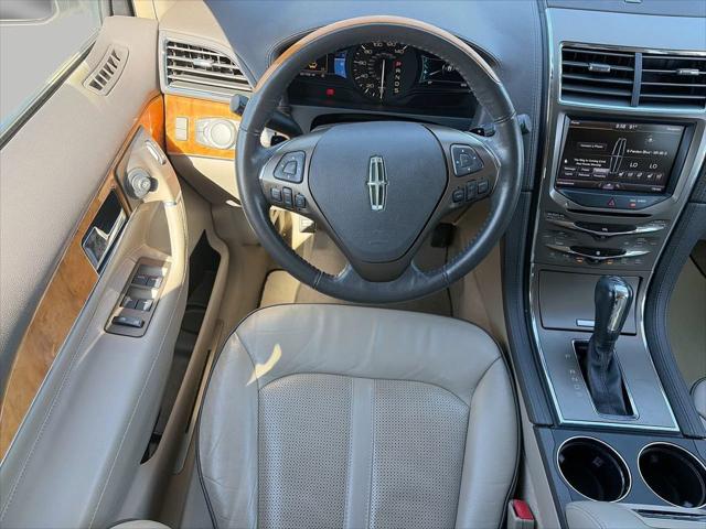 2013 Lincoln MKX Base