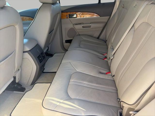 2013 Lincoln MKX Base