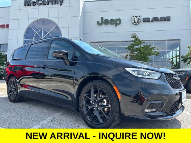 2025 Chrysler Pacifica Limited for sale in Lee's Summit, MO