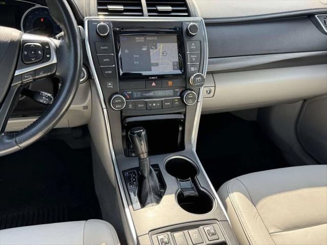 2017 Toyota Camry Hybrid XLE 2017 Toyota Camry Hybrid XLE