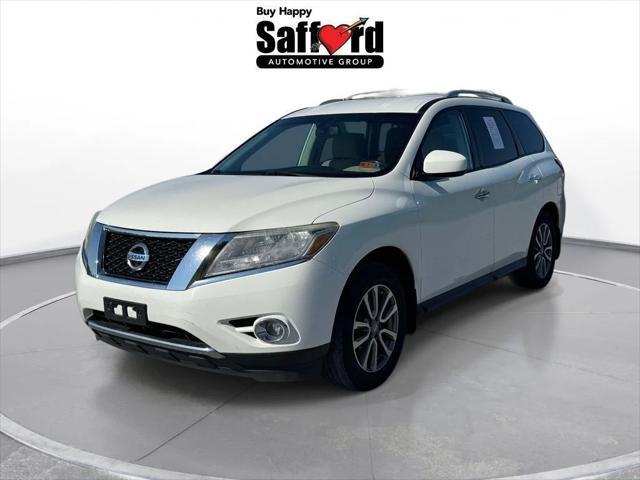2016 Nissan Pathfinder SV 2016 Nissan Pathfinder SV
