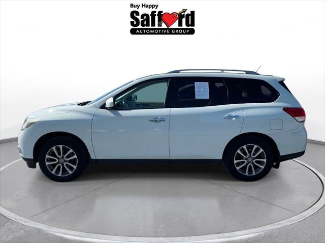 2016 Nissan Pathfinder SV 2016 Nissan Pathfinder SV