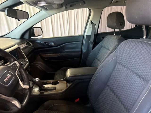 2017 GMC Acadia SLE