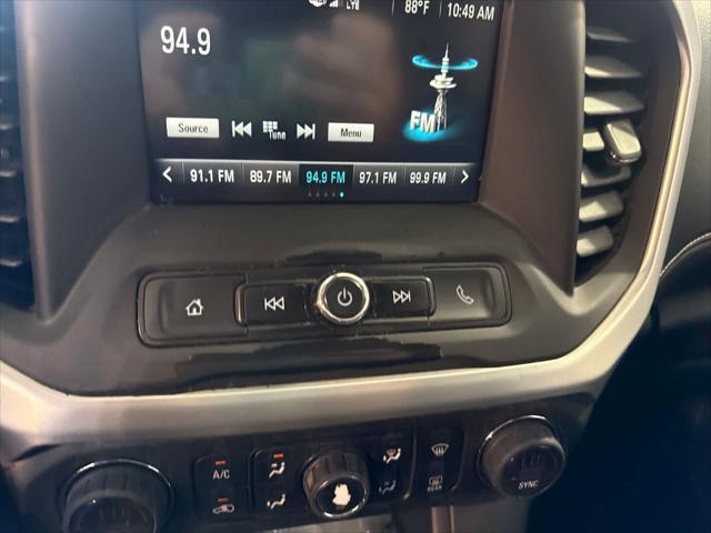 2017 GMC Acadia SLE
