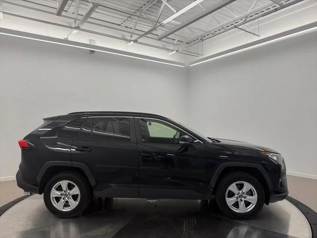 2019 Toyota RAV4 XLE 2019 Toyota RAV4 XLE