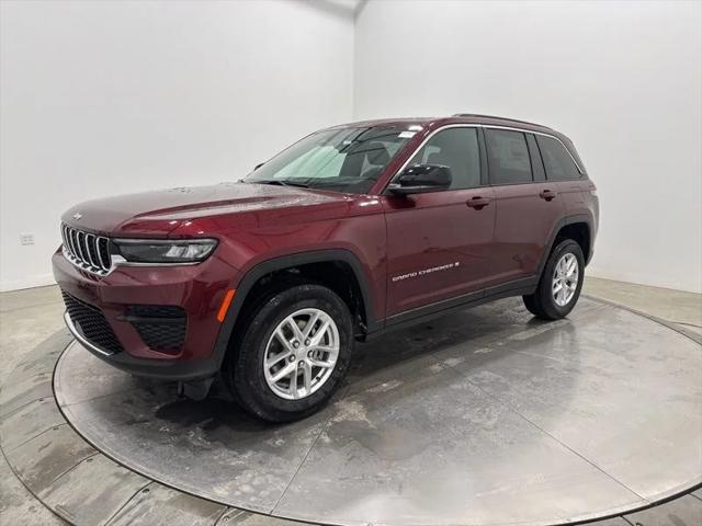 2026 Jeep Grand Cherokee Laredo X 4x4