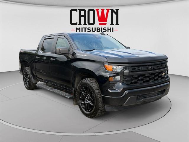 2023 Chevrolet Silverado 1500 4WD Crew Cab Short Bed Custom 2023 Chevrolet Silverado 1500 4WD Crew Cab Short Bed Custom