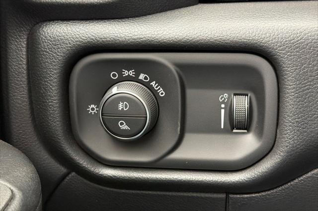 2026 Ram 2500 Tradesman Regular Cab 4x2 8 Box