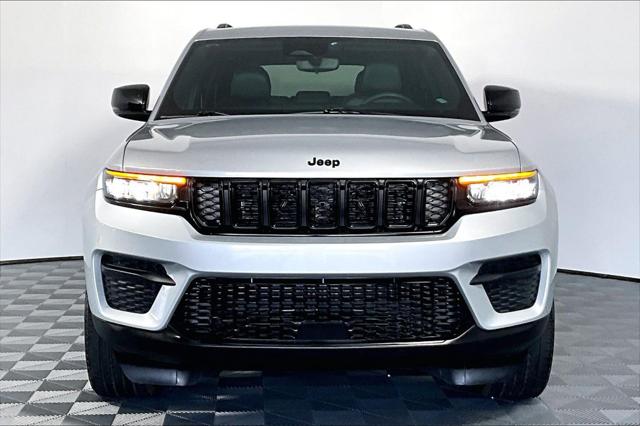 Used 2023 Jeep Grand Cherokee Altitude 4x4 For Sale in Olive Branch, MS