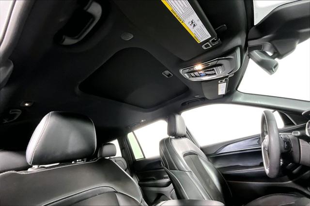 Used 2023 Jeep Grand Cherokee Altitude 4x4 For Sale in Olive Branch, MS