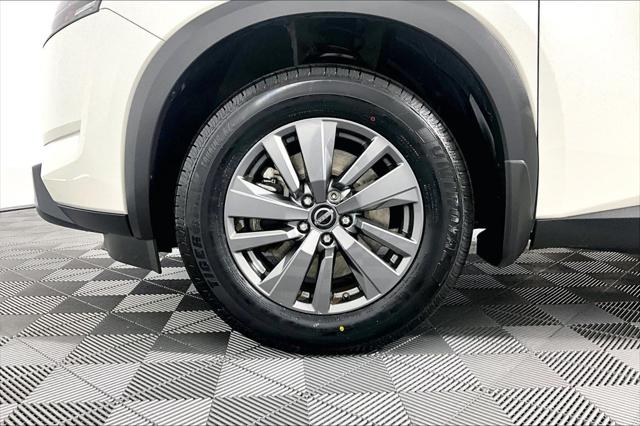 Used 2024 Nissan Pathfinder SV 4WD For Sale in Olive Branch, MS