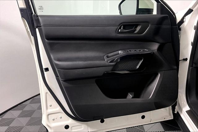 Used 2024 Nissan Pathfinder SV 4WD For Sale in Olive Branch, MS