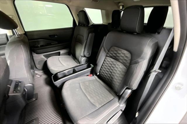 Used 2024 Nissan Pathfinder SV 4WD For Sale in Olive Branch, MS