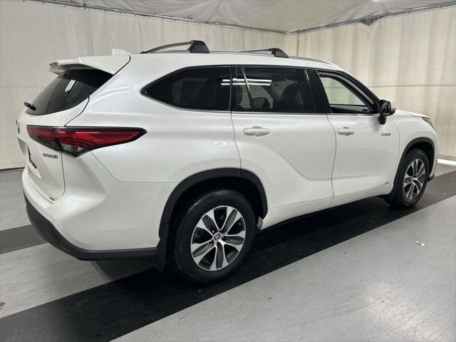 2021 Toyota Highlander Hybrid XLE