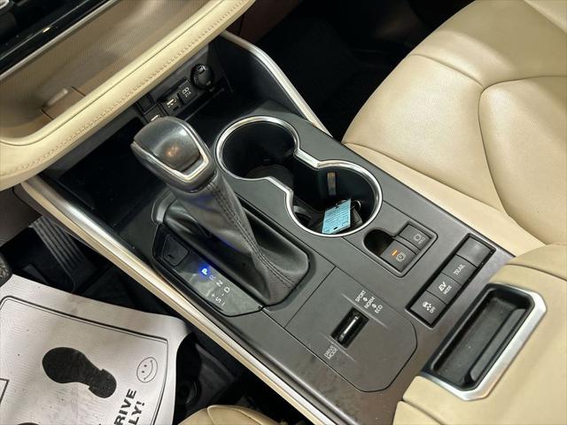 2021 Toyota Highlander Hybrid XLE